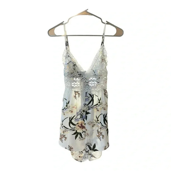 SHEIN romper/jumpsuit - Picture 3 of 5